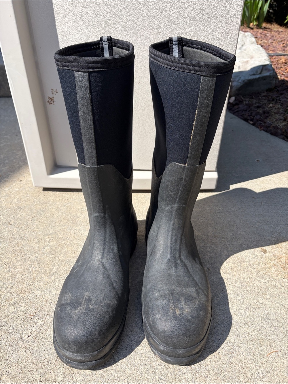MUCK Men’s Black Waterproof Pull-On Boots